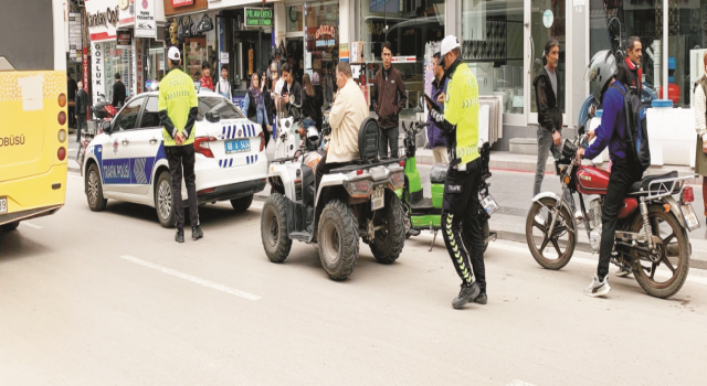 Trafikteki En Küçük Araçlar, En Büyük Trafik Sorunu Haline Gelmeye Başladılar