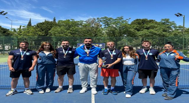ASÜ Erkek Tenis Takımı Türkiye Şampiyonası'nda Üçüncü Oldu