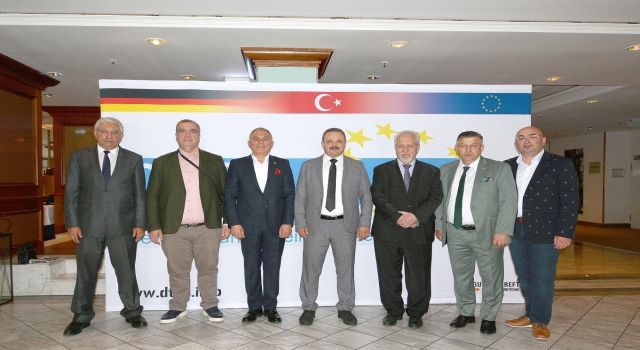 ASÜ Heyeti Almanya’da Tanıtım ve İş Birliği Ziyaretlerinde Bulundu