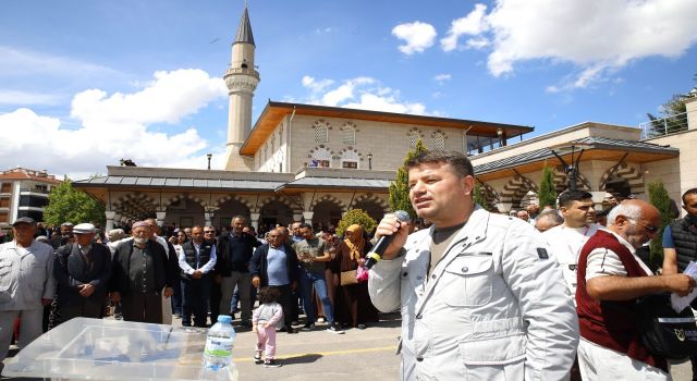 Hacı Adaylarını Başkan Dinçer Yalnız Bırakmadı