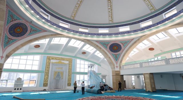 Hasta Yakını Konuk Evi ve Külliyesi Projesinde Cami İnşaatı Tamamlandı, Son Dokunuşlar Yapılıyor