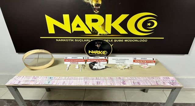 Narkotikten Uyuşturucu Operasyonu 25 Gözaltı 3 Tutuklama
