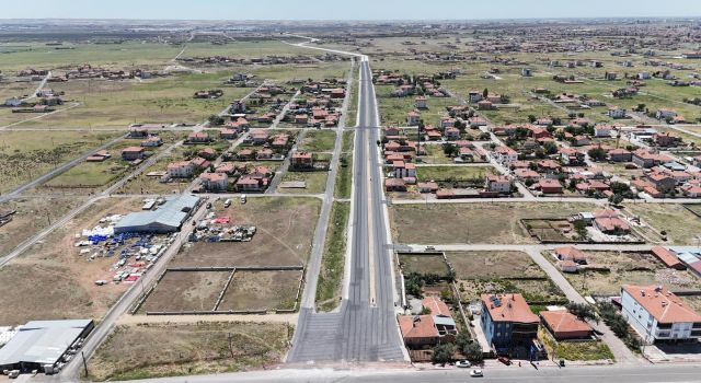 25 Metrelik Yeni Bulvar Yolunda Asfaltlama Çalışmalarına Başlanıldı