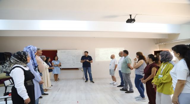 Matematik Öğretmenlerine Yönelik Yaratıcı Drama Eğitimi Başladı
