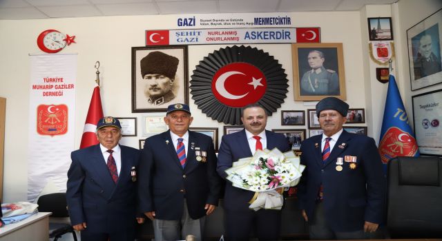 Aksaray Üniversitesi Rektörü Arıbaş, Gazi Derneklerini Ziyaret Etti
