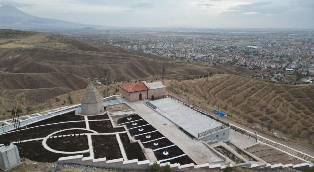 Kılıçaslan Kasrı Ve Türbesi’nde Çevre Düzenlemesi Tamamlandı