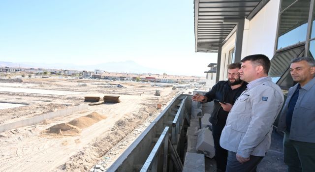 Yeni Belediye Hizmet Binasında Çalışmalar Devam Ediyor