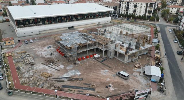 Gençlik Merkezi Kaba İnşaatında Sona Yaklaşıldı
