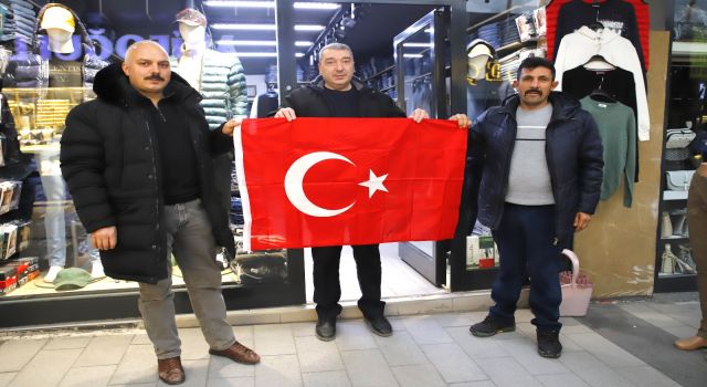 Belediyeden, Çirkin Saldırıya Bayraklı Tepki