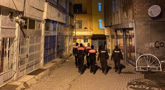 Polis Ekipleri 12 Saat Süren Uygulamada Göz Açtırmadı