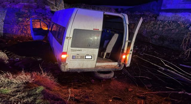 İşçi Servisi Kaza Yaptı: 2’si Ağır 14 Yaralı