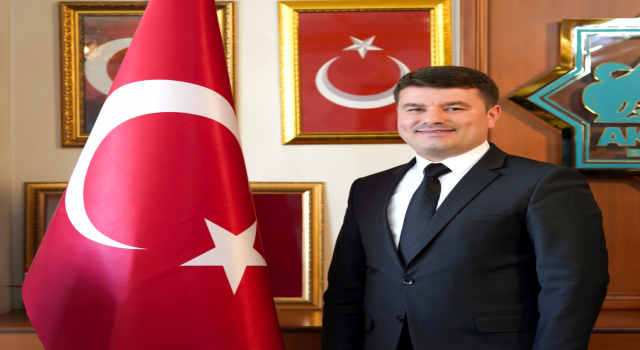 Başkan Dinçer; “İstiklal Marşı, Türk Milletinin Bağımsızlık ve Özgürlük Mücadelesini İfade Ediyor”