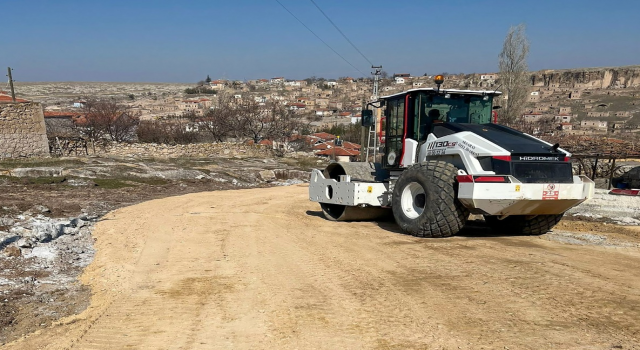 Köy Yollarında Çalışmalar Başladı