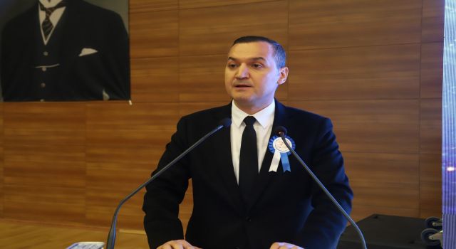 Yaldır “Üniversiteler Ucuz İş gücü Deposu Olmamalıdır”