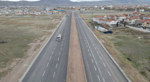 Yeni Bulvar, Merkezin Yükünü Büyük Oranda Çekti