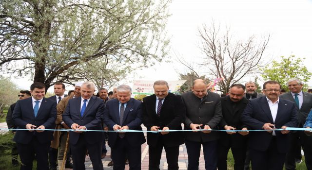 ASÜ’de Bahar Şenlikleri Başladı