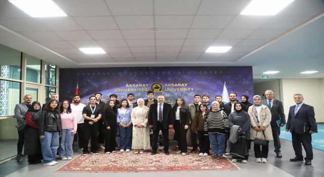 Rektör Arıbaş, Öğrencilerin Talep ve Önerilerini Dinledi
