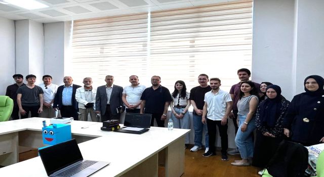 ASÜ Mühendislik Fakültesinde Yapay Zeka Tabanlı Akıllı Robotlar Geliştirildi