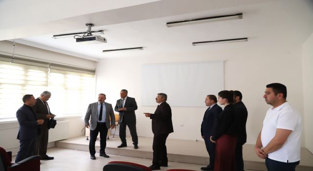 ASÜ Rektörü Arıbaş’tan Teknik Bilimler MYO Müdürü Kaygısız’a Hayırlı Olsun Ziyareti