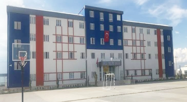 O Okul Kapanıyor mu?