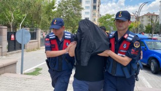 Başkan Adayı Eşi,Oğlu ve Kız Kardeşini Bıçakla Yaraladı