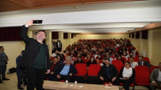 Dinçer Öğrencilerle Geçmişi Yad Etti