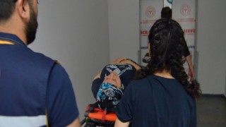 Balkondan Düşen Kadın Yaralandı