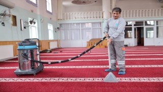 Aksaray Belediyesi Şehir Genelinde Camilerin Temizliğine Devam Ediyor