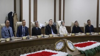 Başarılar, Ekip Ruhuyla Çalışarak Elde Edilmiştir