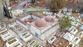 Dinçer “Geçmişle Gelecek Arasında Köprü Oluyoruz”
