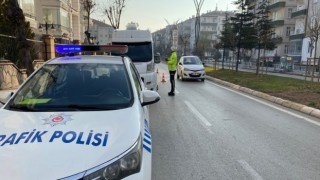 Trafik Canavarına Geçit Yok