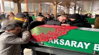 Avusturya'da Trafik Kazasında Hayatını Kaybeden Kız Kardeşlerin Cenazeleri Aksaray'da Defnedildi