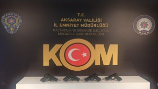 Polis Ekipleri 4 Adet Ruhsatsız Tabanca Ele Geçirdi