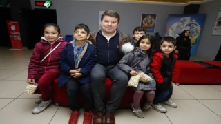 25 Bin Çocuğa Sinema Bileti Dağıtıldı