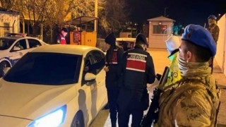 Bir Ayda 454 Suçlu Yakalandı