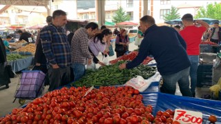 Sebzenin Ateşi Söndü Meyve Cep Yaktı