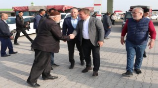 Vali Aydoğdu Hayvan Pazarında Vatandaşları Dinledi