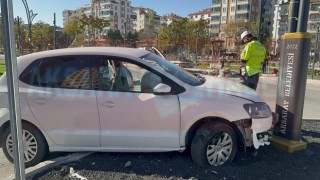 Direksiyon Hakimiyetini Kaybetti Refüje Çıktı