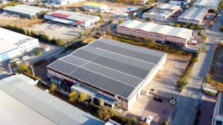 Fabrikaya Kurulan Güneş Panelleriyle Ekonomiye Katkı Sağladılar
