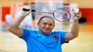 Dünya Şampiyonu Para Badmintoncu Avni Kertmen, Başarılarıyla Engel Tanımıyor