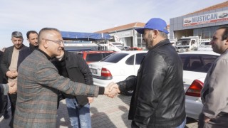 Karacaer’den Galericilere Maliyetine Dükkân Projesi