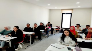Aksaray Belediyesi ve Aksaray Üniversitesi İş Birliğinde DGS Kursları Başladı