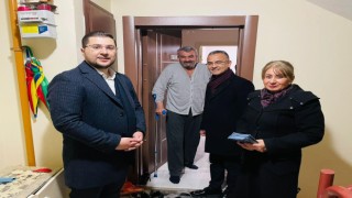 Karacaer, Kapıları Çalıp Gönüllere Talip Oluyor