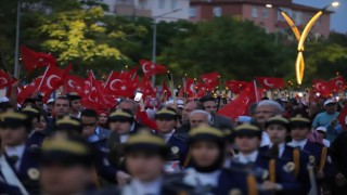 19 Mayıs Atatürk'ü Anma, Gençlik ve Spor Bayramı'nda yürüyüş düzenlendi