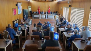Vali Mehmet Ali Kumbuzoğlu İGM’yi ziyaret etti