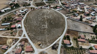 Eskil ilçesindeki Böğet Höyüğü'nde İnceleme Yapıldı