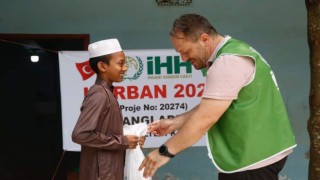 İHH 66 Ülkedeki İhtiyaç Sahiplerine Kurban Eti Ulaştırdı