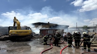 Kereste Deposunda Çıkan Yangın Hasara Neden Oldu