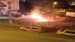 Alevlere Teslim Olan Otomobil Paniğe Neden Oldu