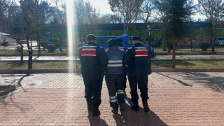 Hırsızlık Suçundan Aranan 1 Kişi Yeşilova’da Yakalandı